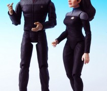 Nemesis Riker and Troi Star Trek Action Figures